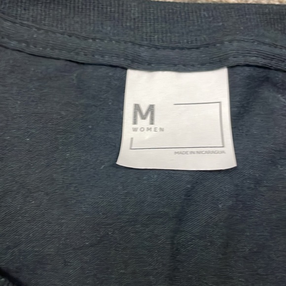 FREE October 1982 Birthday day T-shirt - Picture 2 of 4